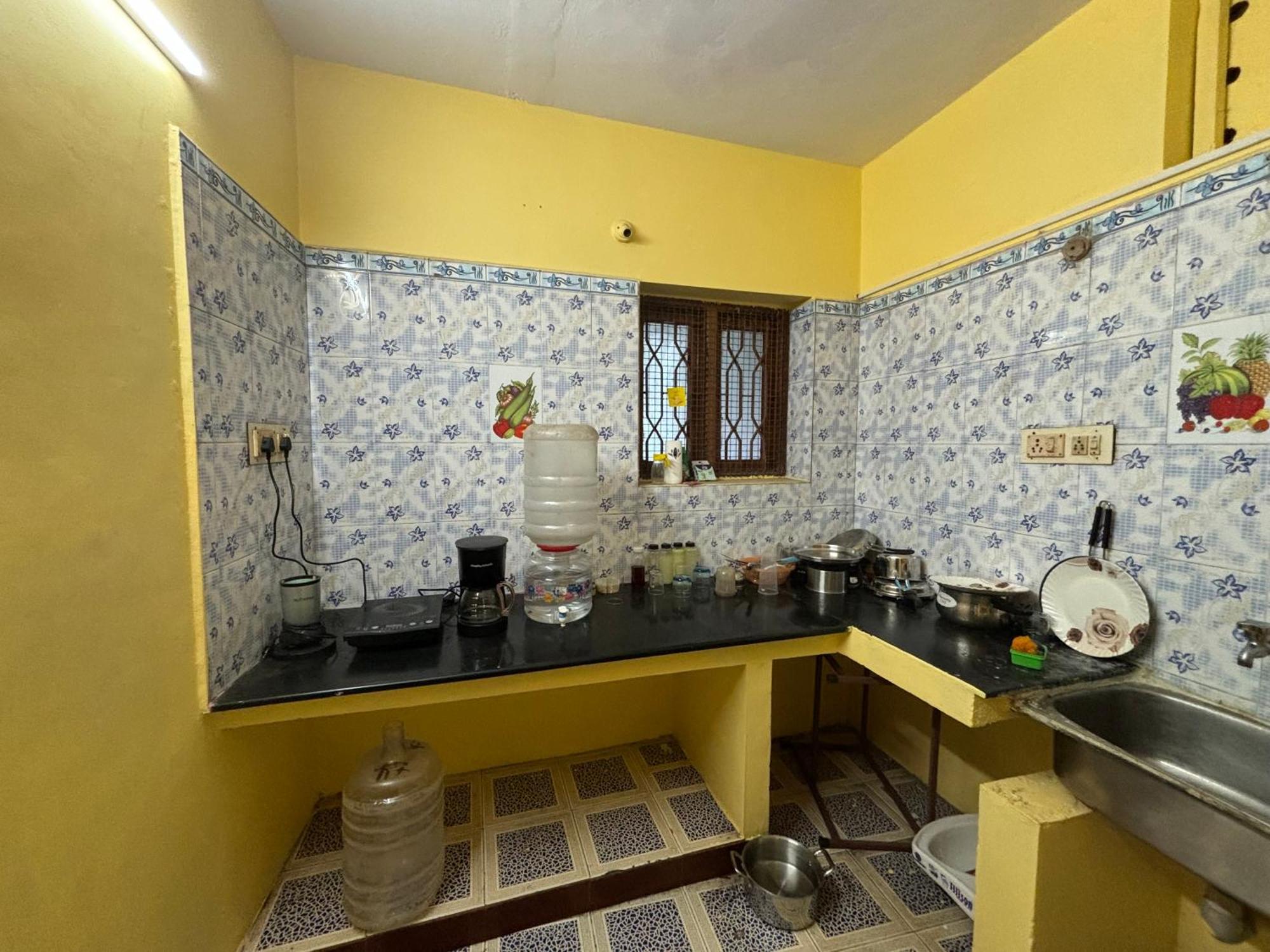 Hostel Madras Exterior photo